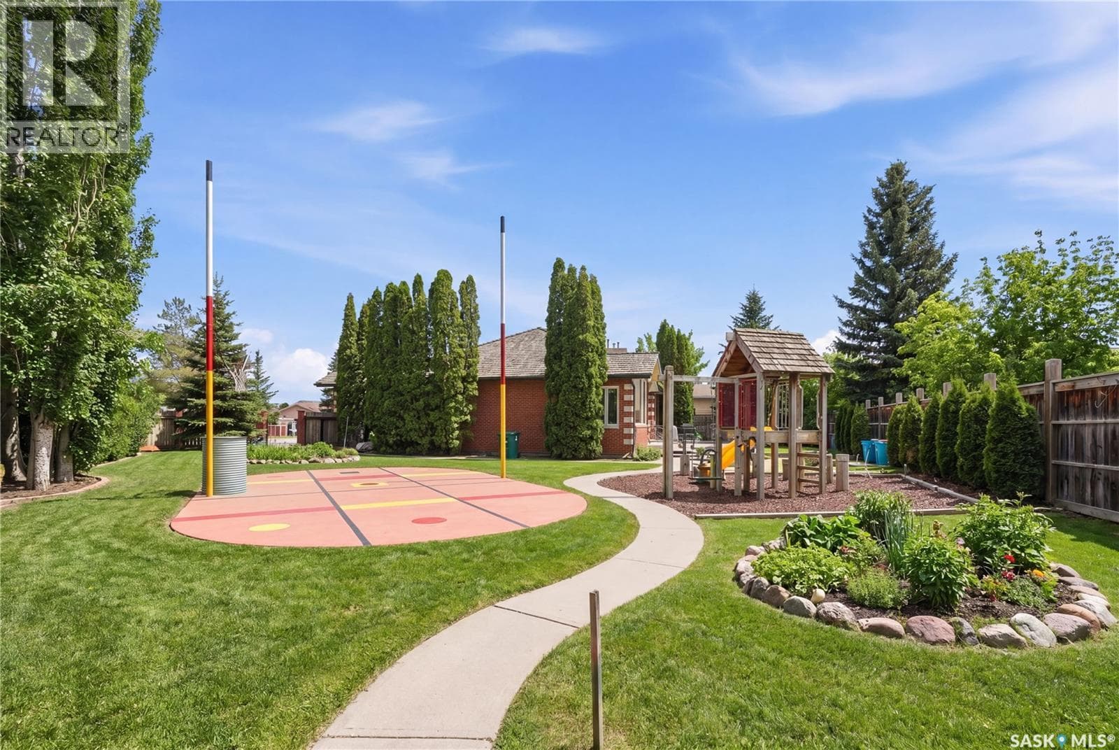 214 Forsyth COURT — photo 3