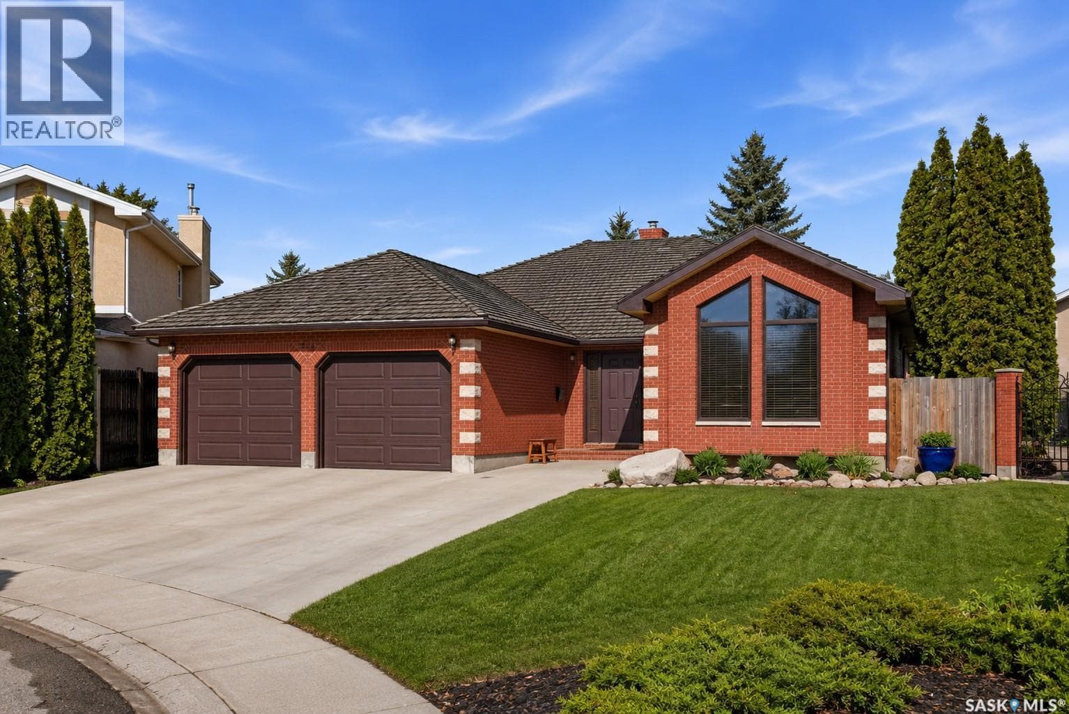 214 Forsyth COURT