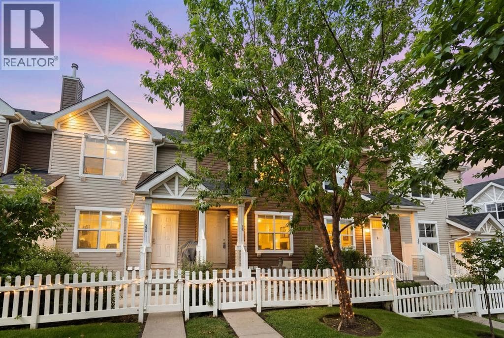 361 Elgin Gardens SE