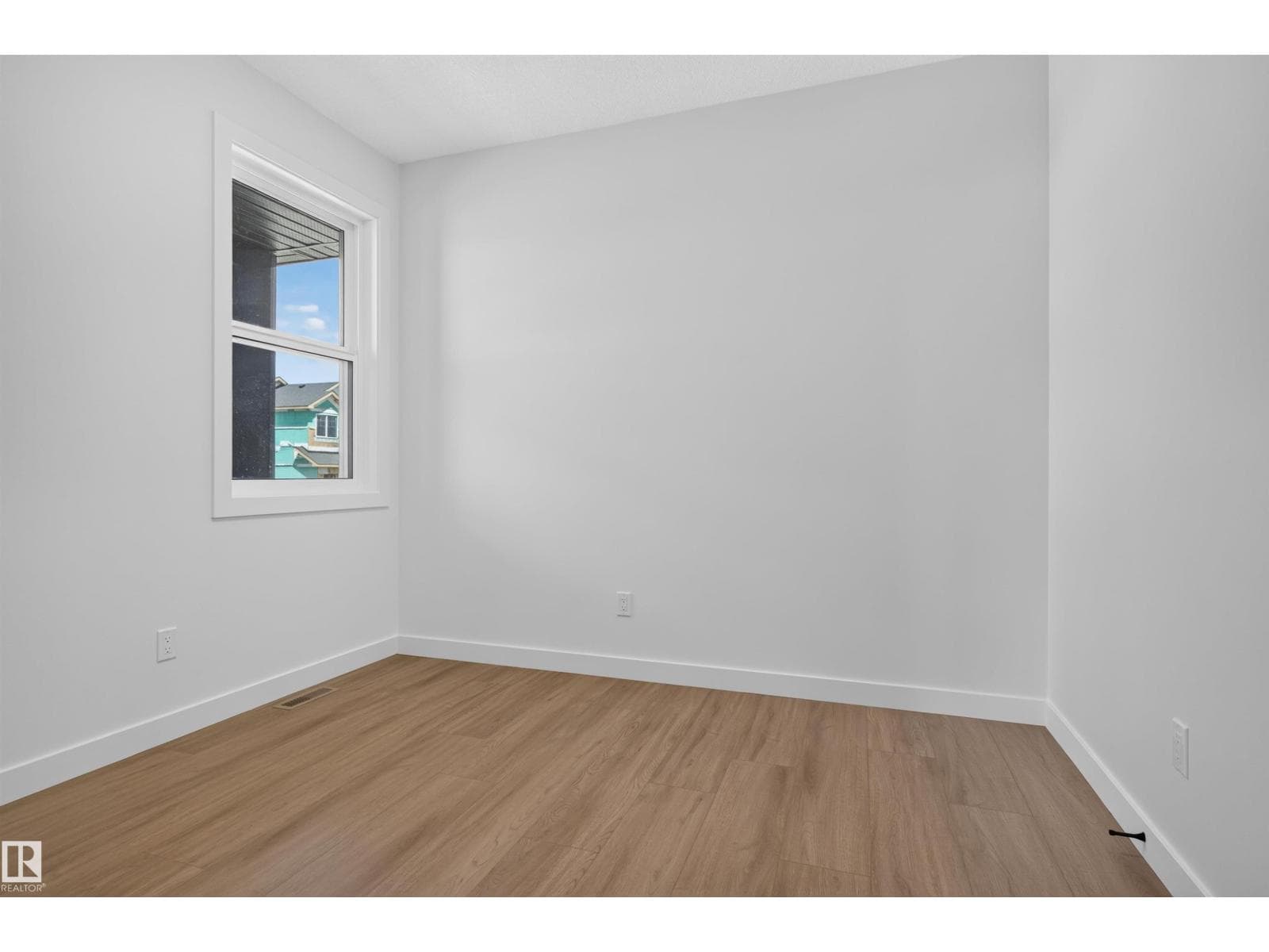 1866 EATON WD NW — photo 4