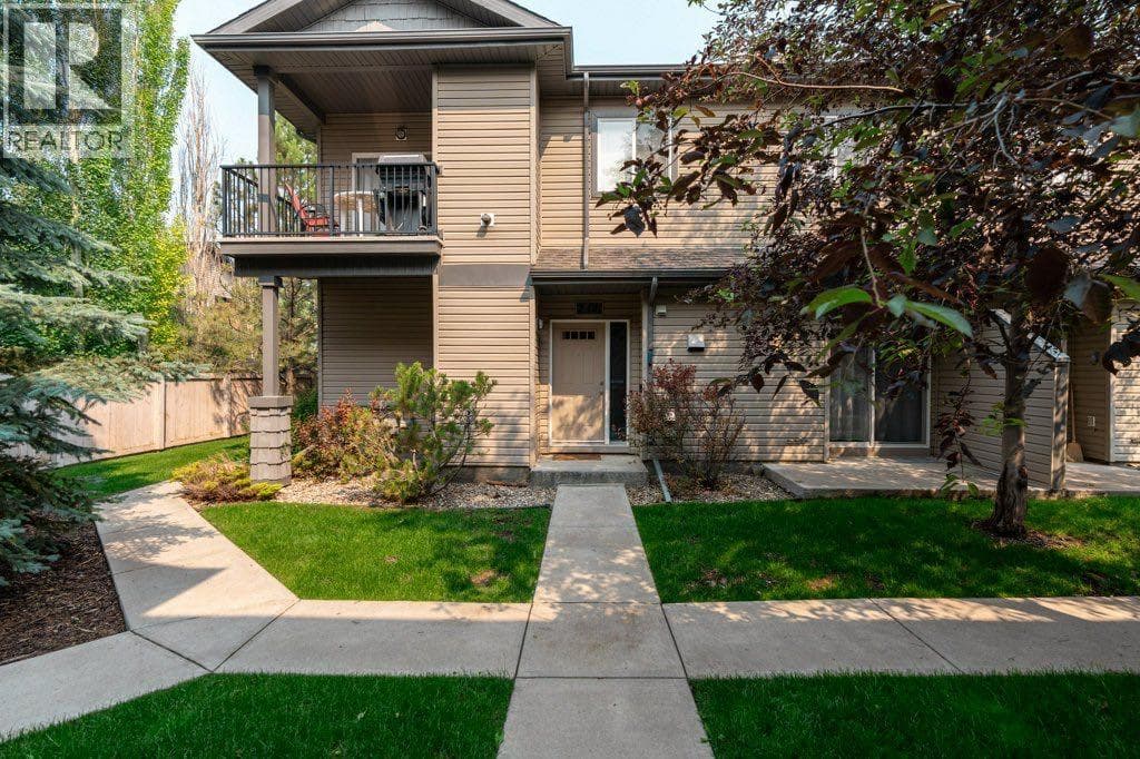 2, 121 Silkstone Road W