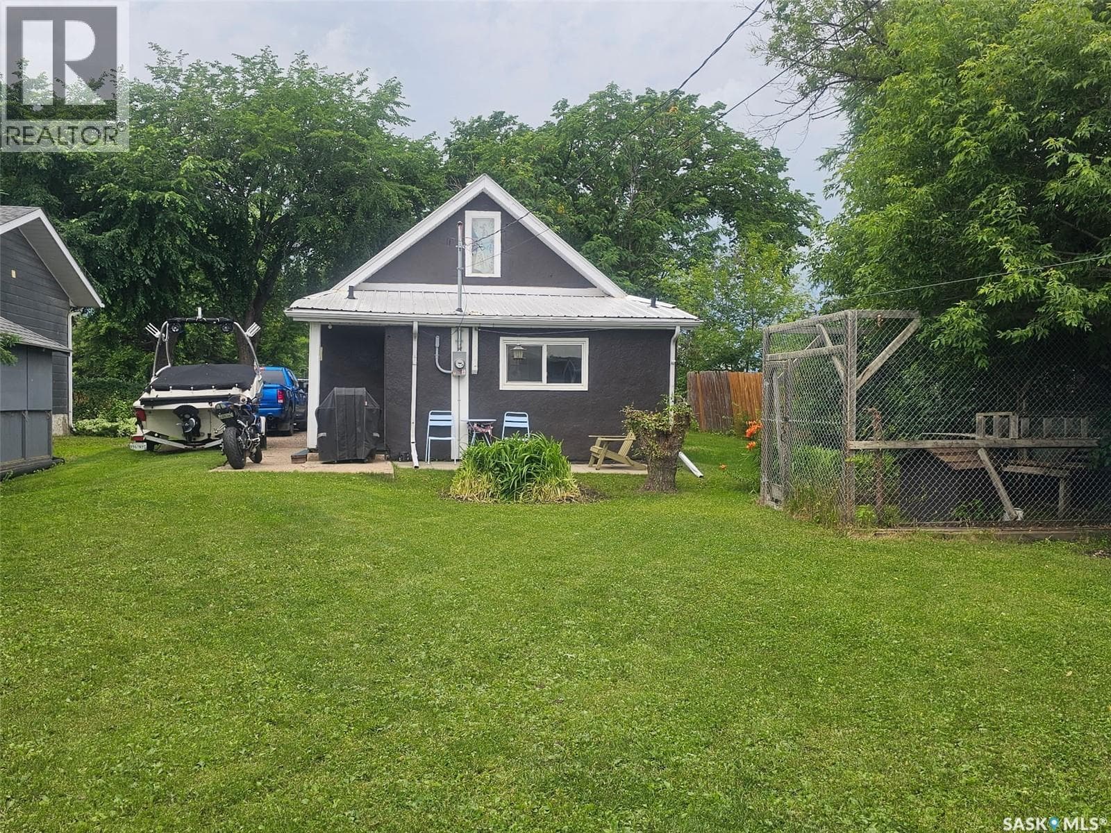 104 4th STREET E — photo 2