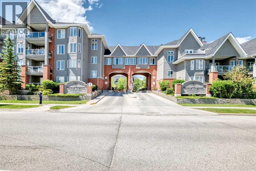 359, 15 Everstone Drive SW