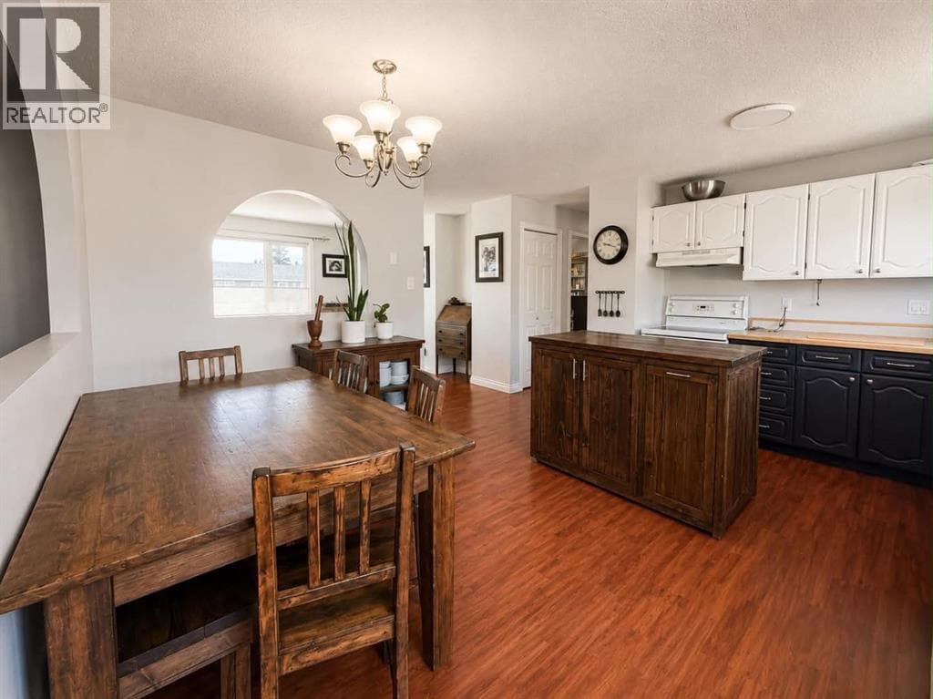 11307 Leonard Street — photo 5