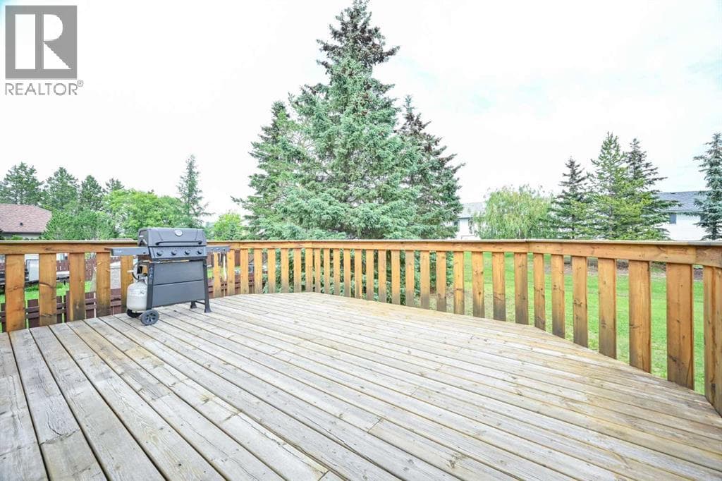 902 Birch Street — photo 4