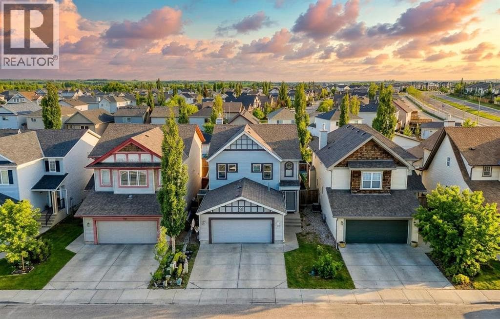91 Copperstone Gate SE — photo 3