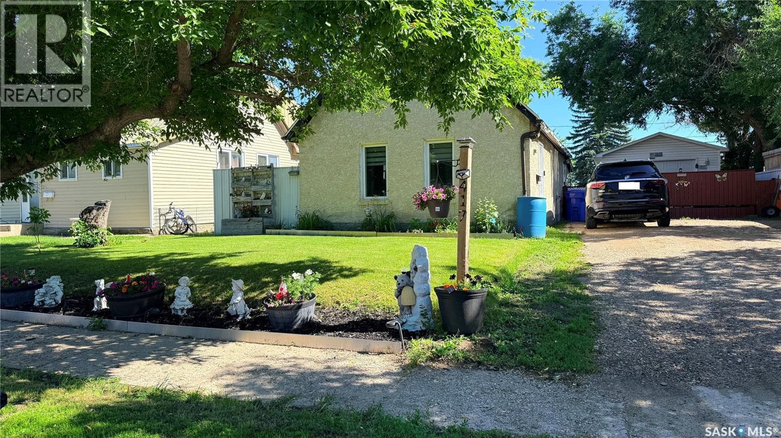 417 3rd STREET