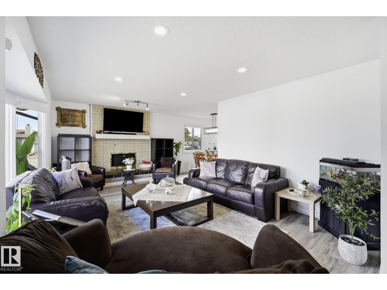 12303 152C AV NW — photo 5
