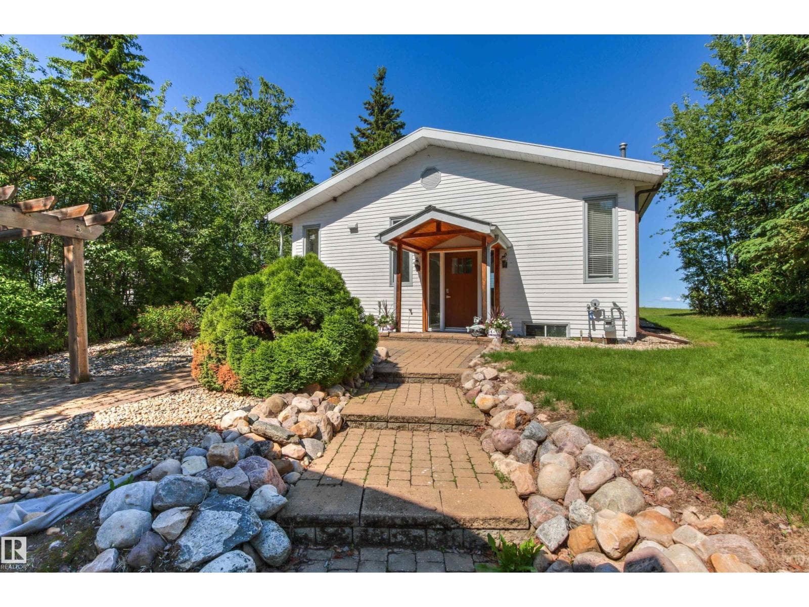 9 Gibbons Ave — photo 4