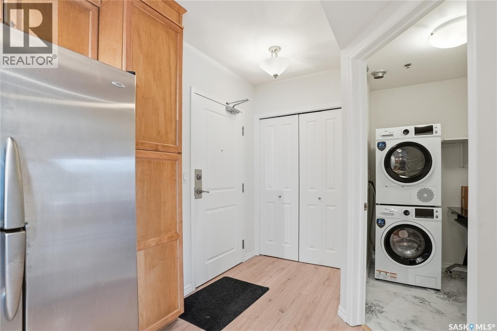 502 902 Spadina CRESCENT E — photo 4