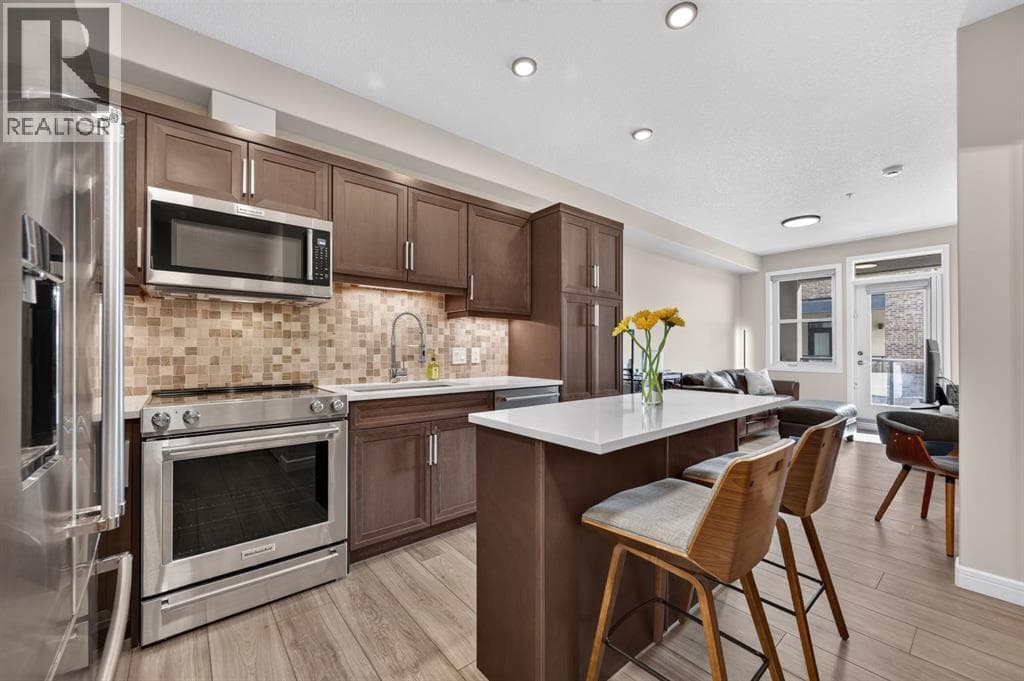 2302, 80 Greenbriar Place NW — photo 2
