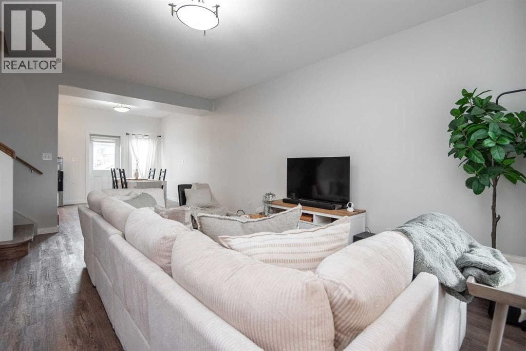 125 Winston Place — photo 4