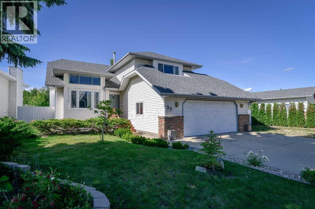 37 Denovan Crescent — photo 3