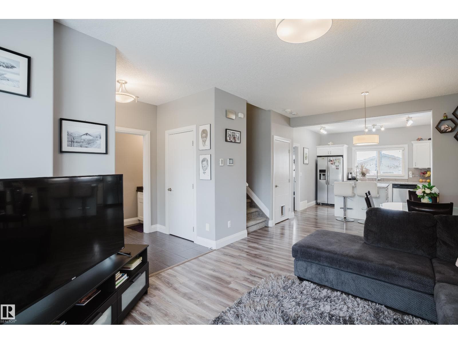 92 GREENBURY BV — photo 4