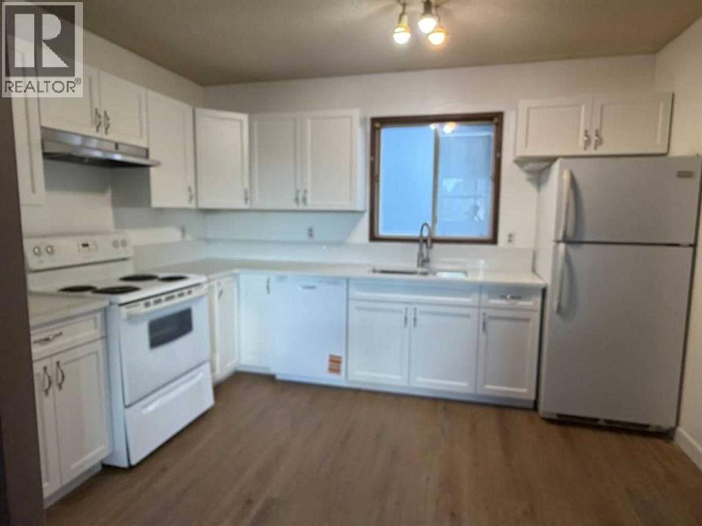 250 Falmere Way NE — photo 2