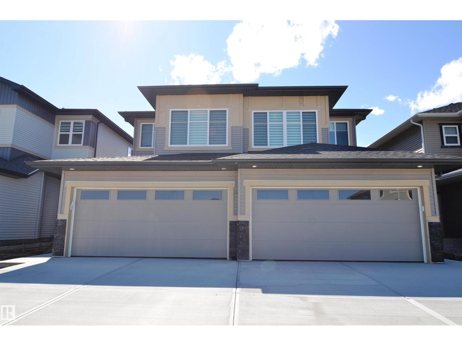 310 BRAE WY