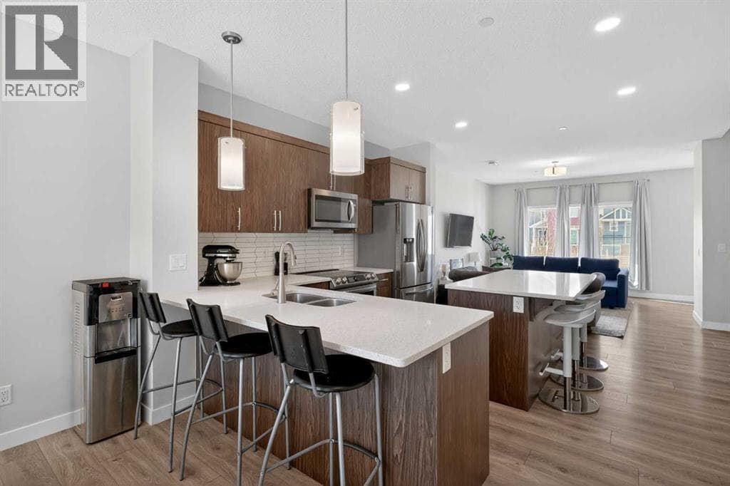 226 148 Avenue NW — photo 5