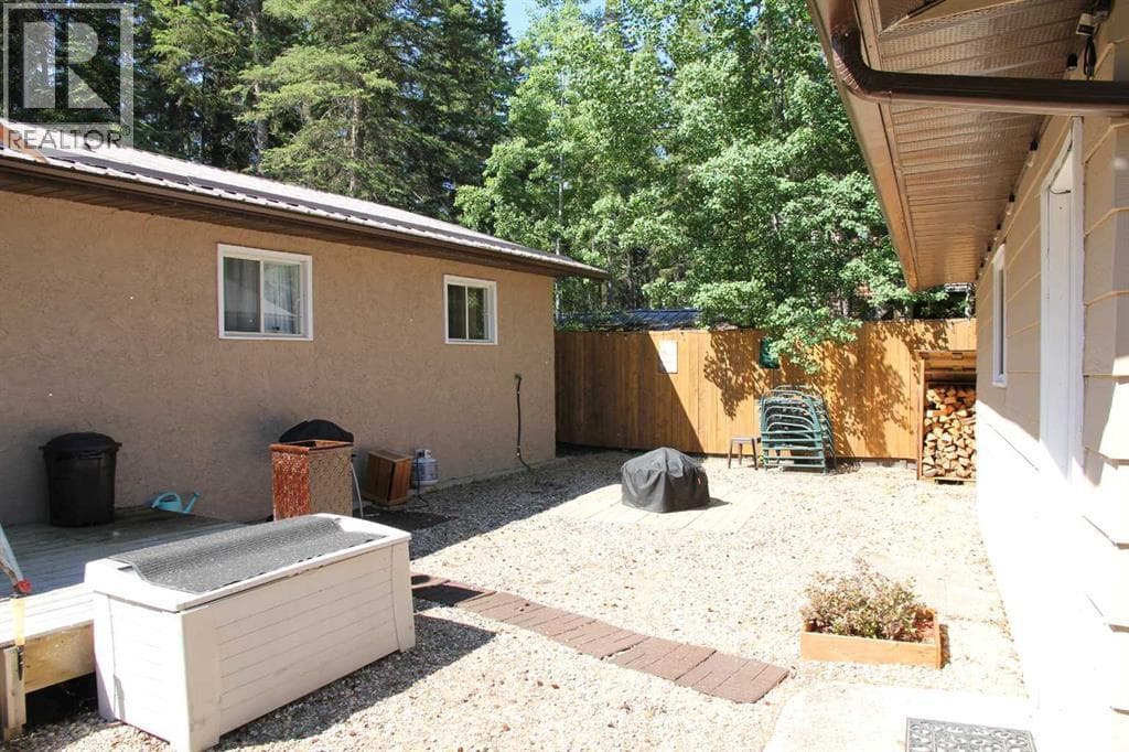 313 Whitetail Road — photo 2