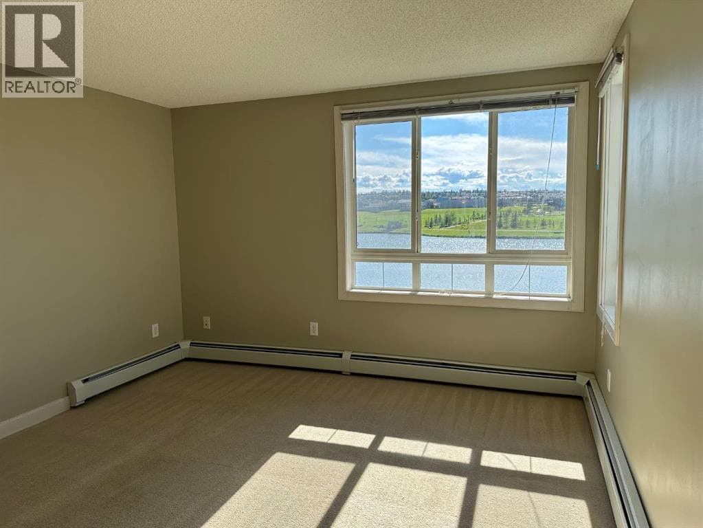 307, 108 Country village Circle NE — photo 4