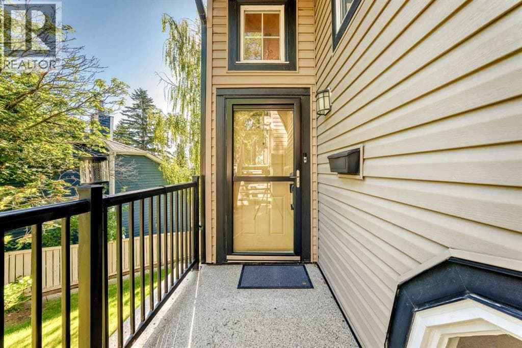 25, 448 Strathcona Drive SW — photo 2