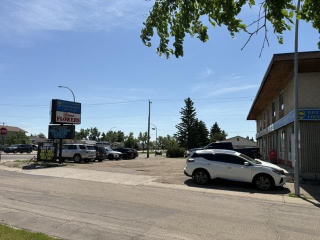 Edmonton, Alberta — photo 4
