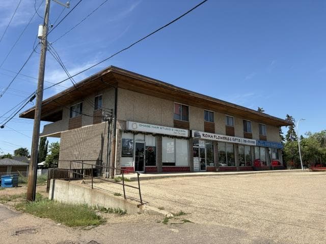 Edmonton, Alberta — photo 2