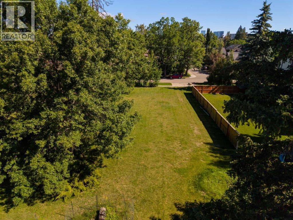 407 40 Avenue SW — photo 3