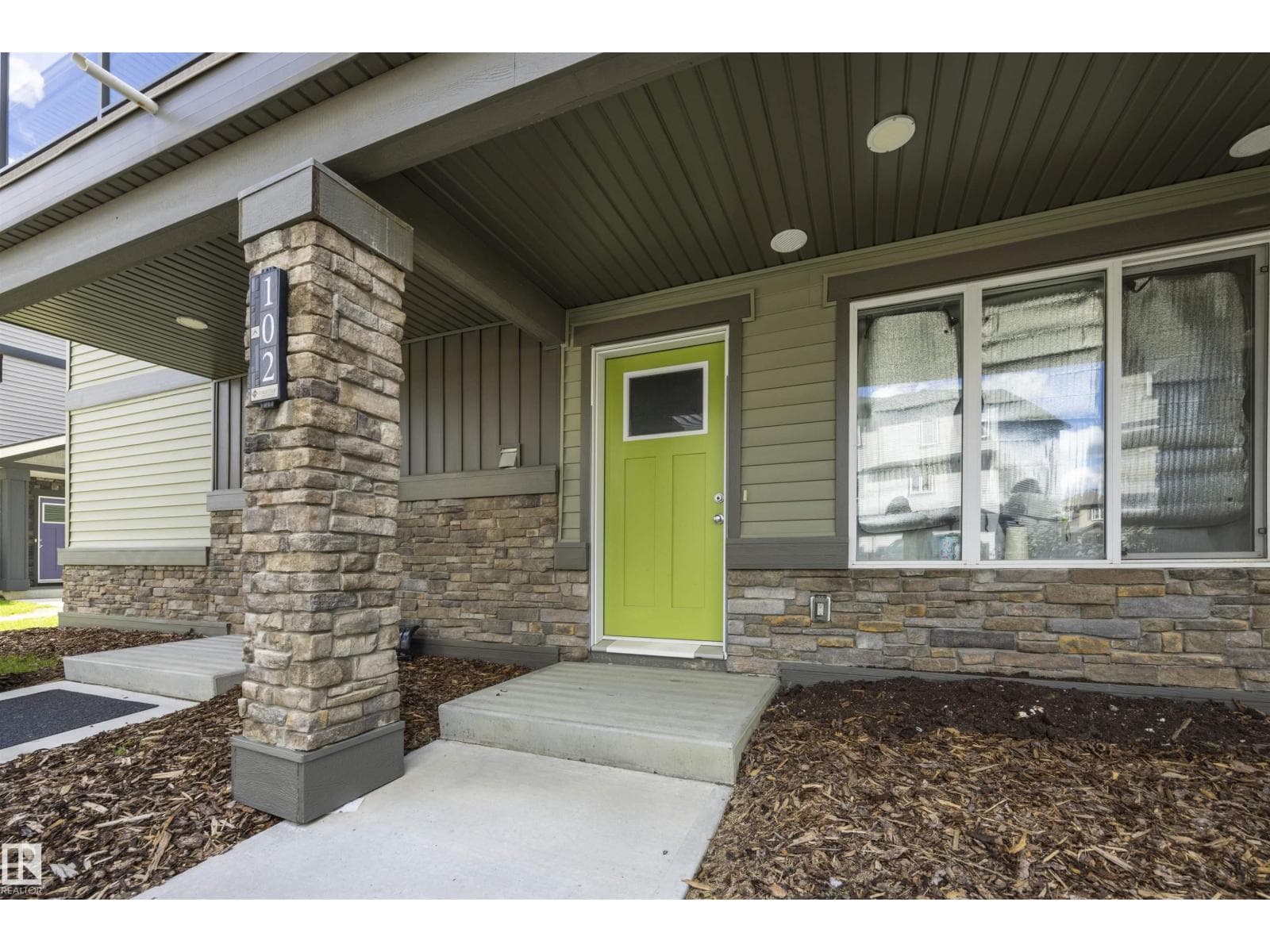 #102 1530 TAMARACK BV NW — photo 3