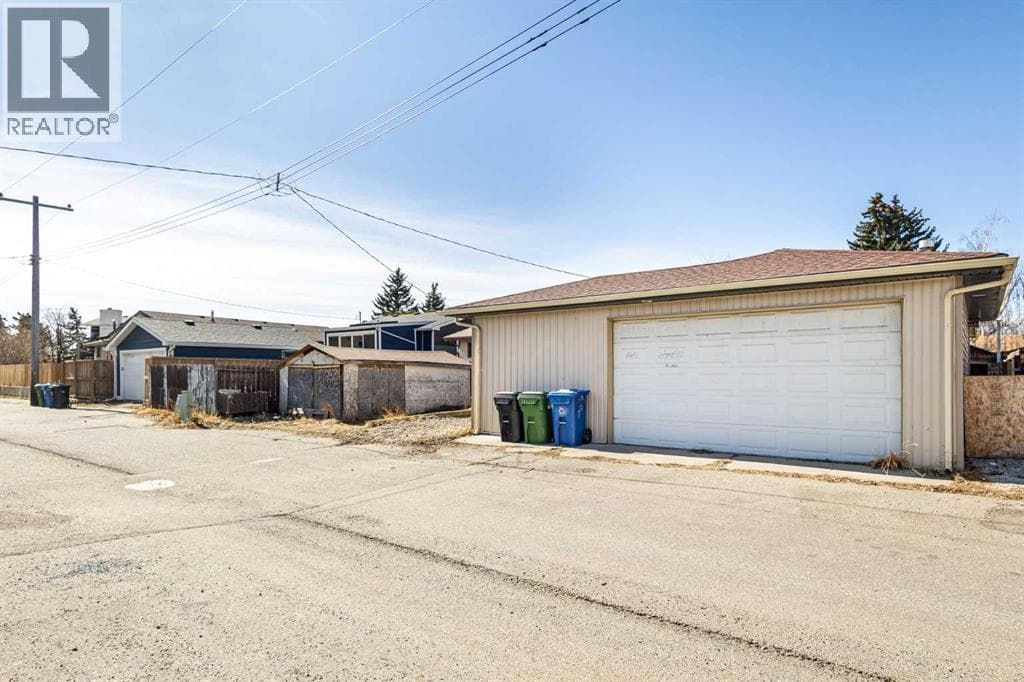 268 Madeira Place NE — photo 4