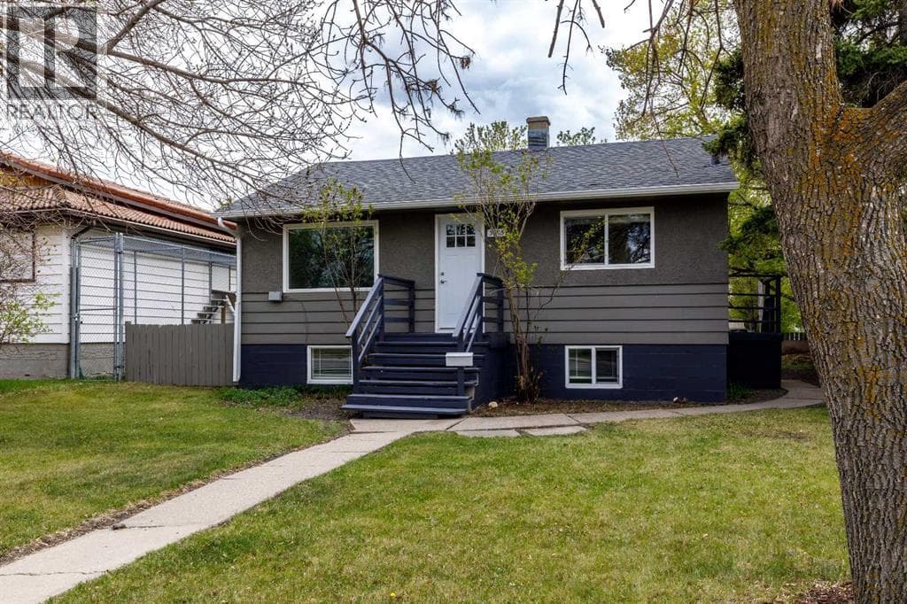 3905 46 Street — photo 4