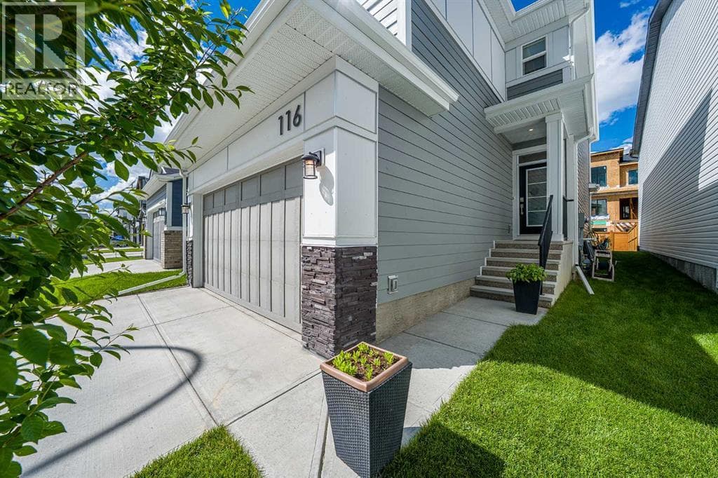 116 Rowmont Heath NW — photo 3