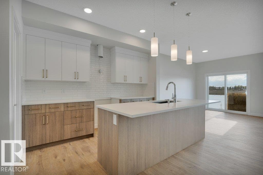 786 Bank DR — photo 3