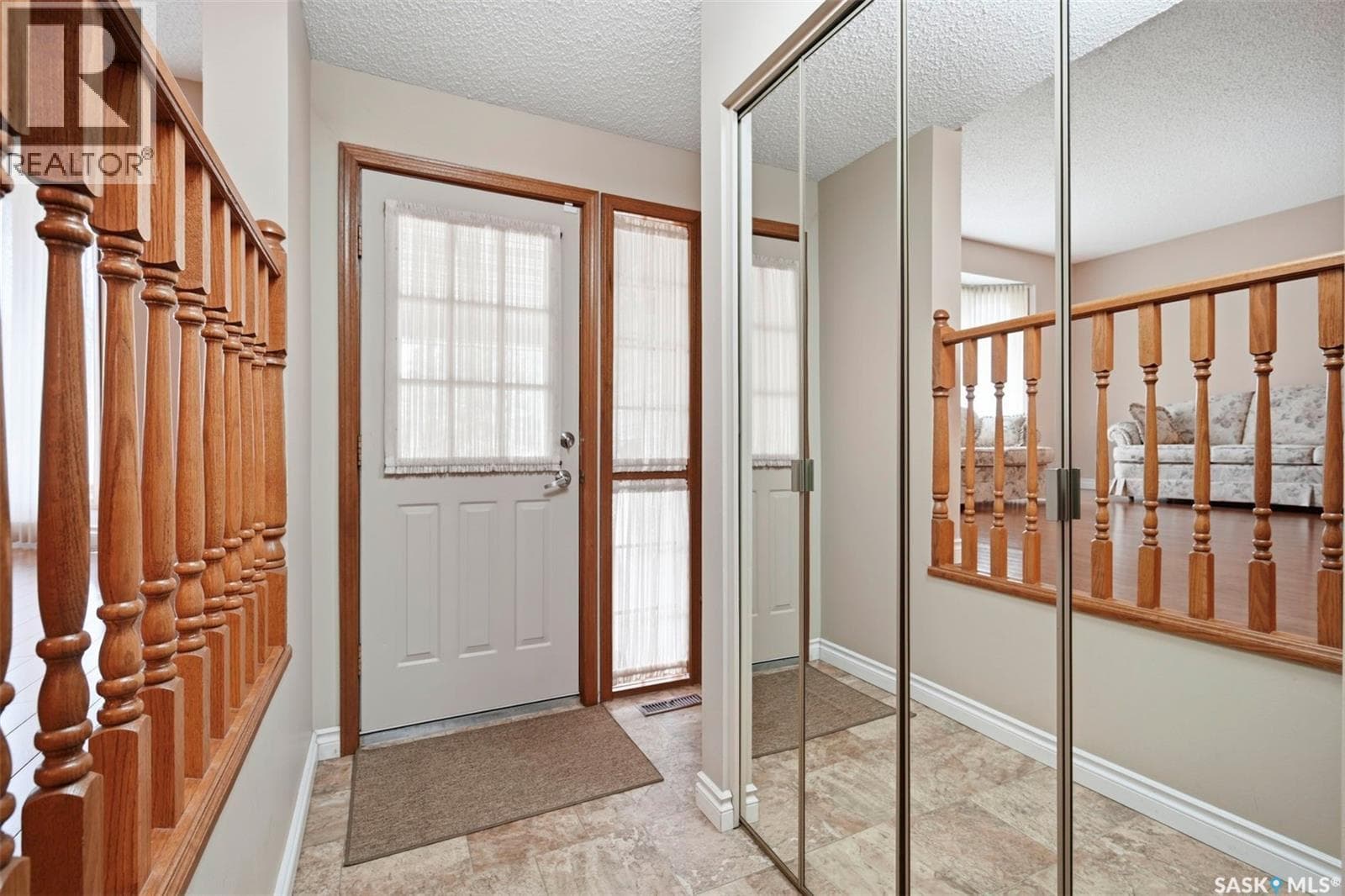 547 Whitewood CRESCENT — photo 4