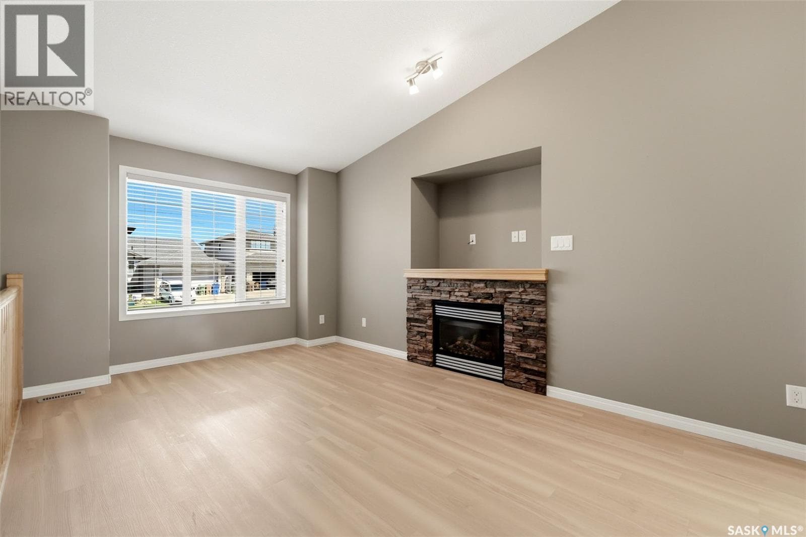 4317 Gusway STREET — photo 5