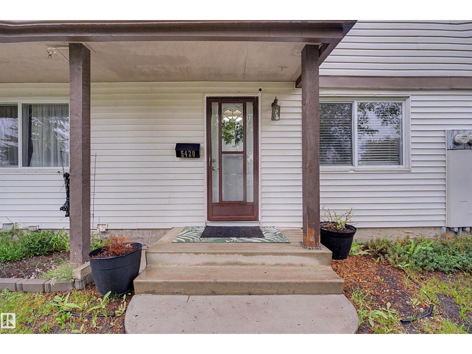 5420 146 AV NW — photo 5