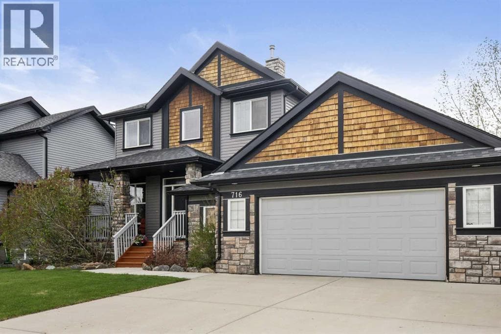 716 Boulder Creek Drive SE — photo 2