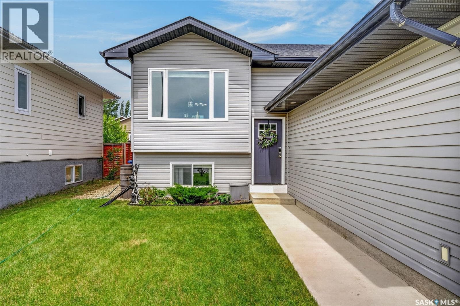 203 Saskatchewan AVENUE — photo 3