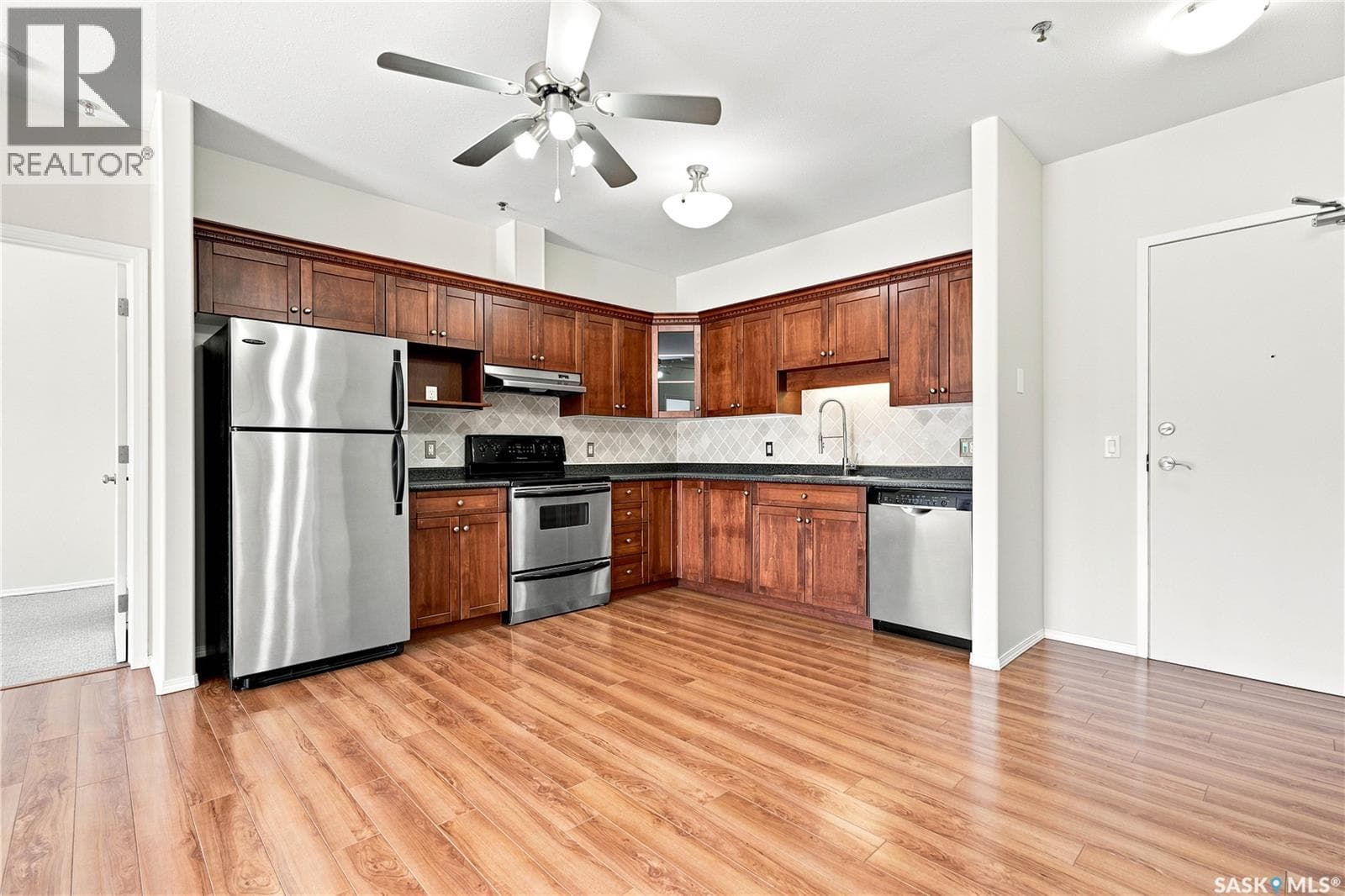 209 302 Nelson ROAD — photo 4