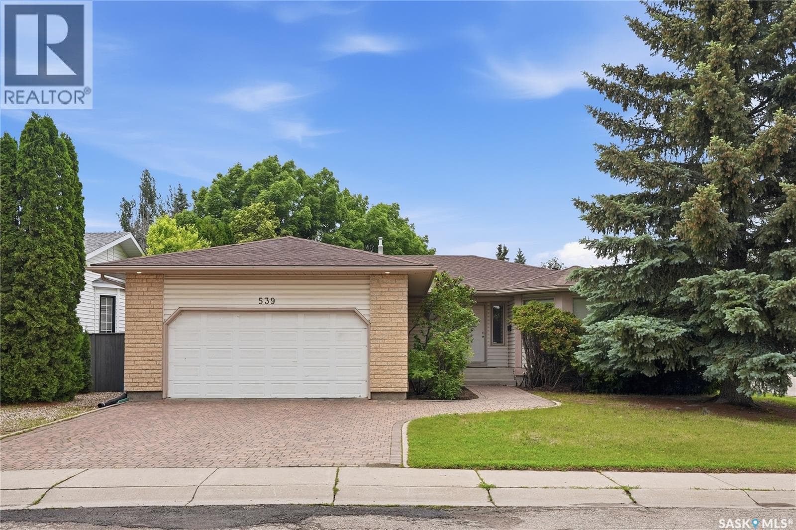 539 Emmeline KEY
