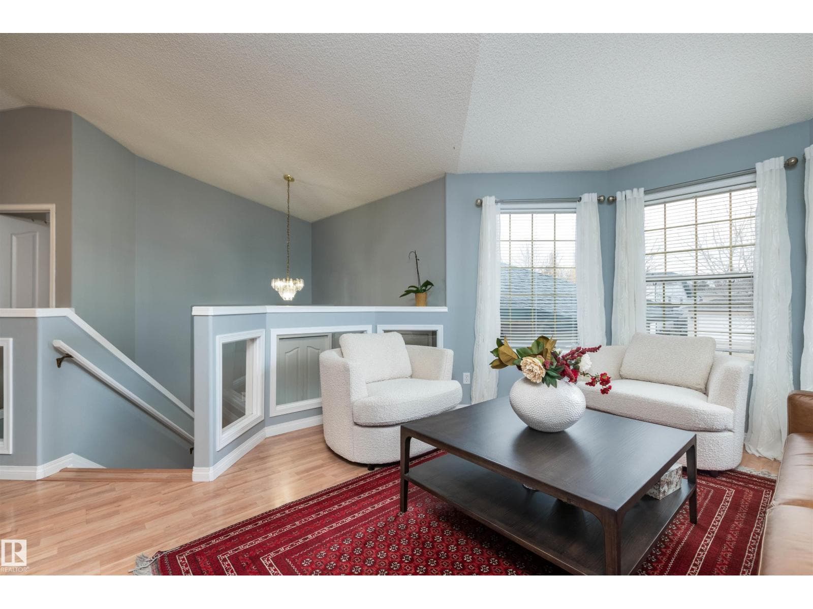 208 Rainbow CR — photo 5