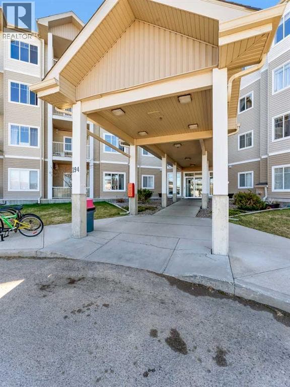 205, 194 Sunrise Circle SW — photo 5