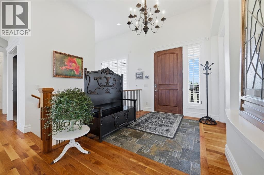 527 Montclair Place — photo 5