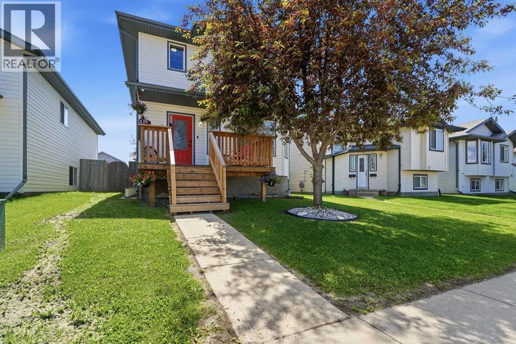 19 Fenwood Close — photo 3