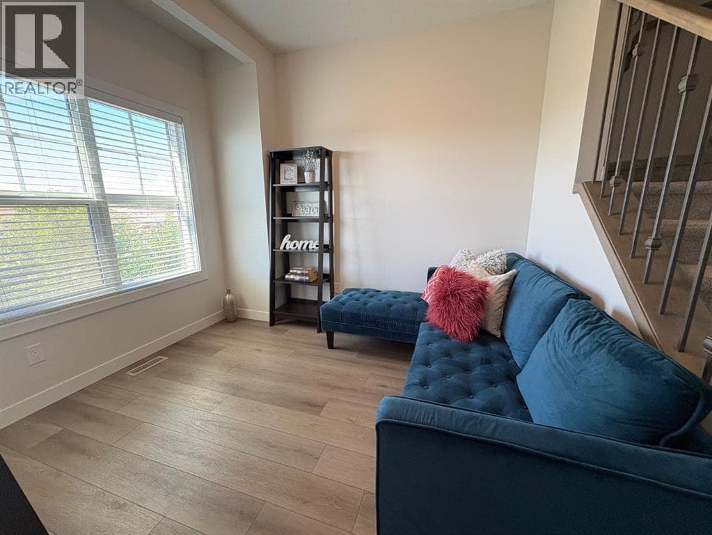 250 Alpine Avenue SW — photo 3