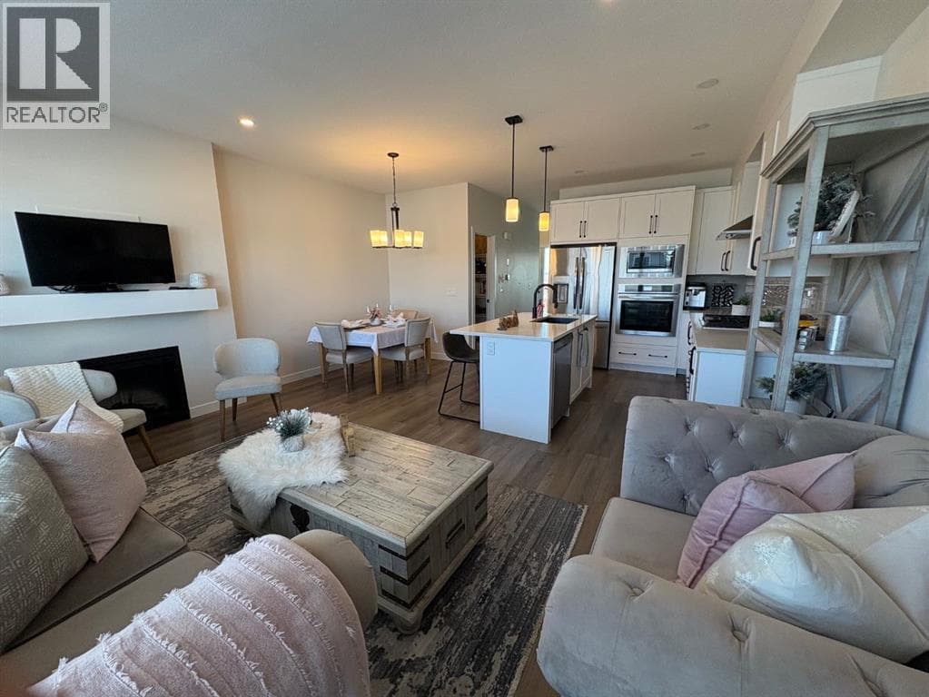 250 Alpine Avenue SW — photo 2