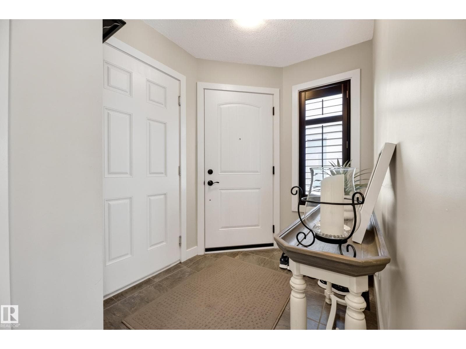 197 SUMMERSTONE LN — photo 4