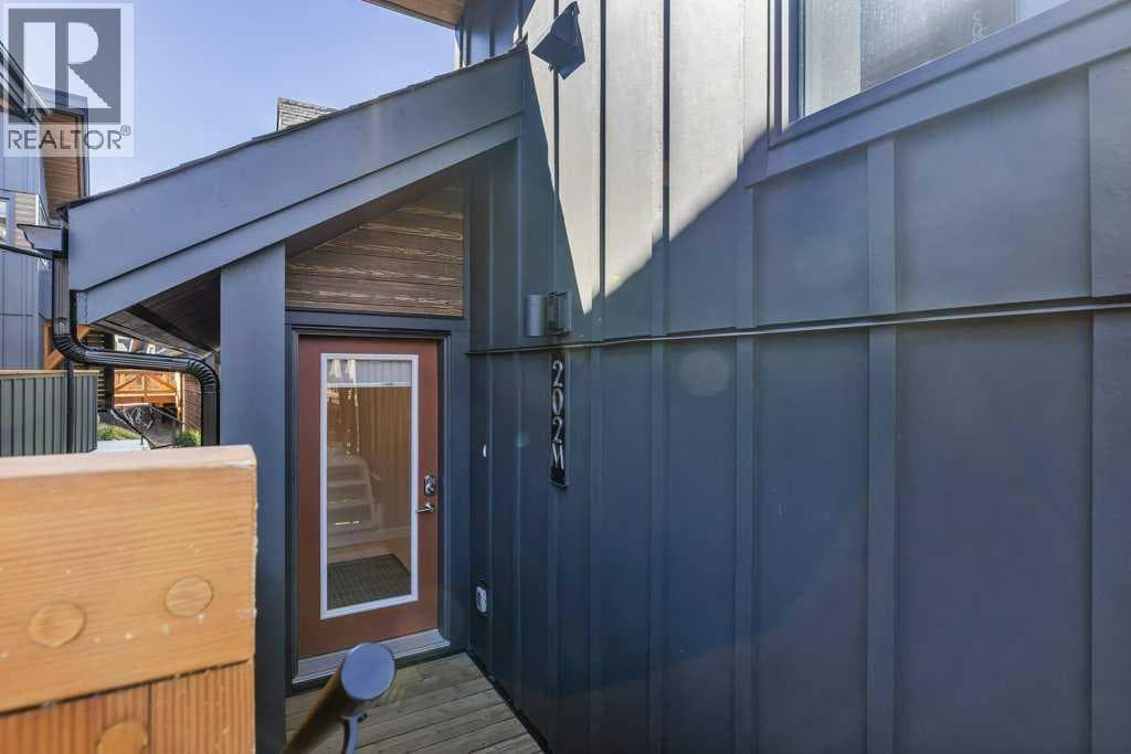 202M, 209 Stewart Creek Rise — photo 4