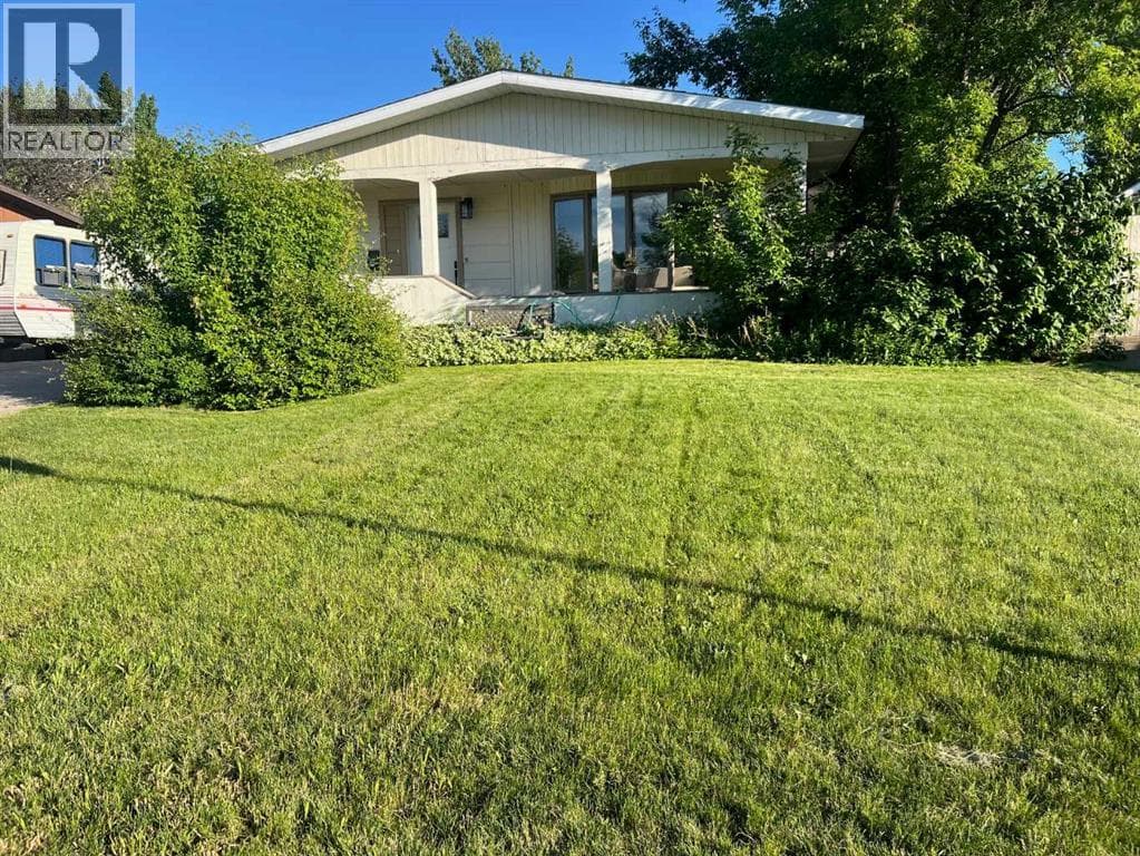 953 Columbia Boulevard W