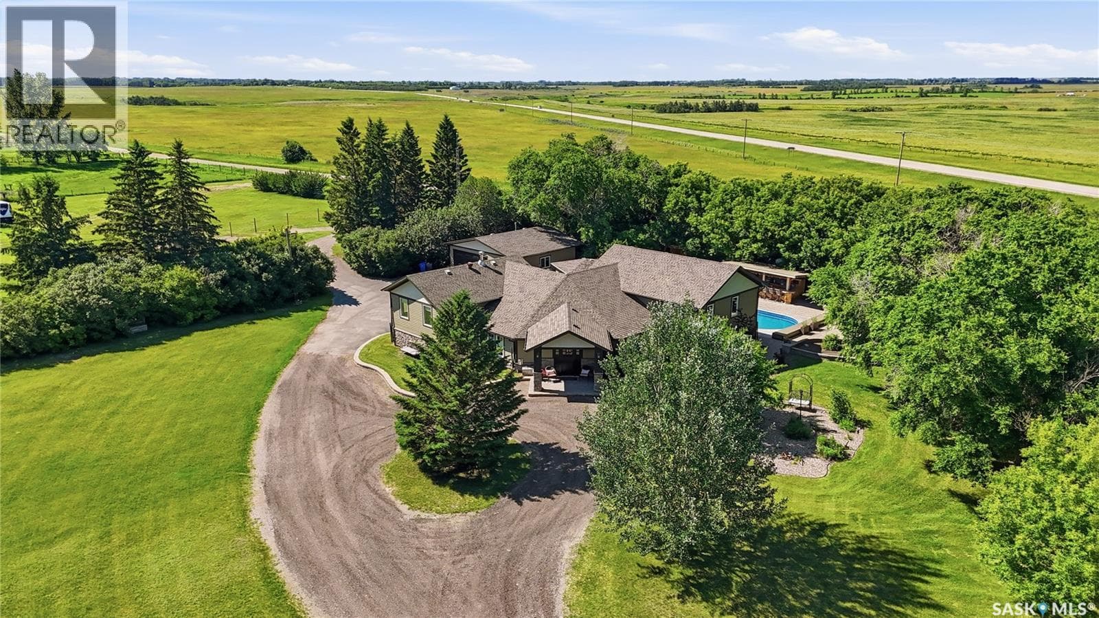 Douglas Acreage at White City
