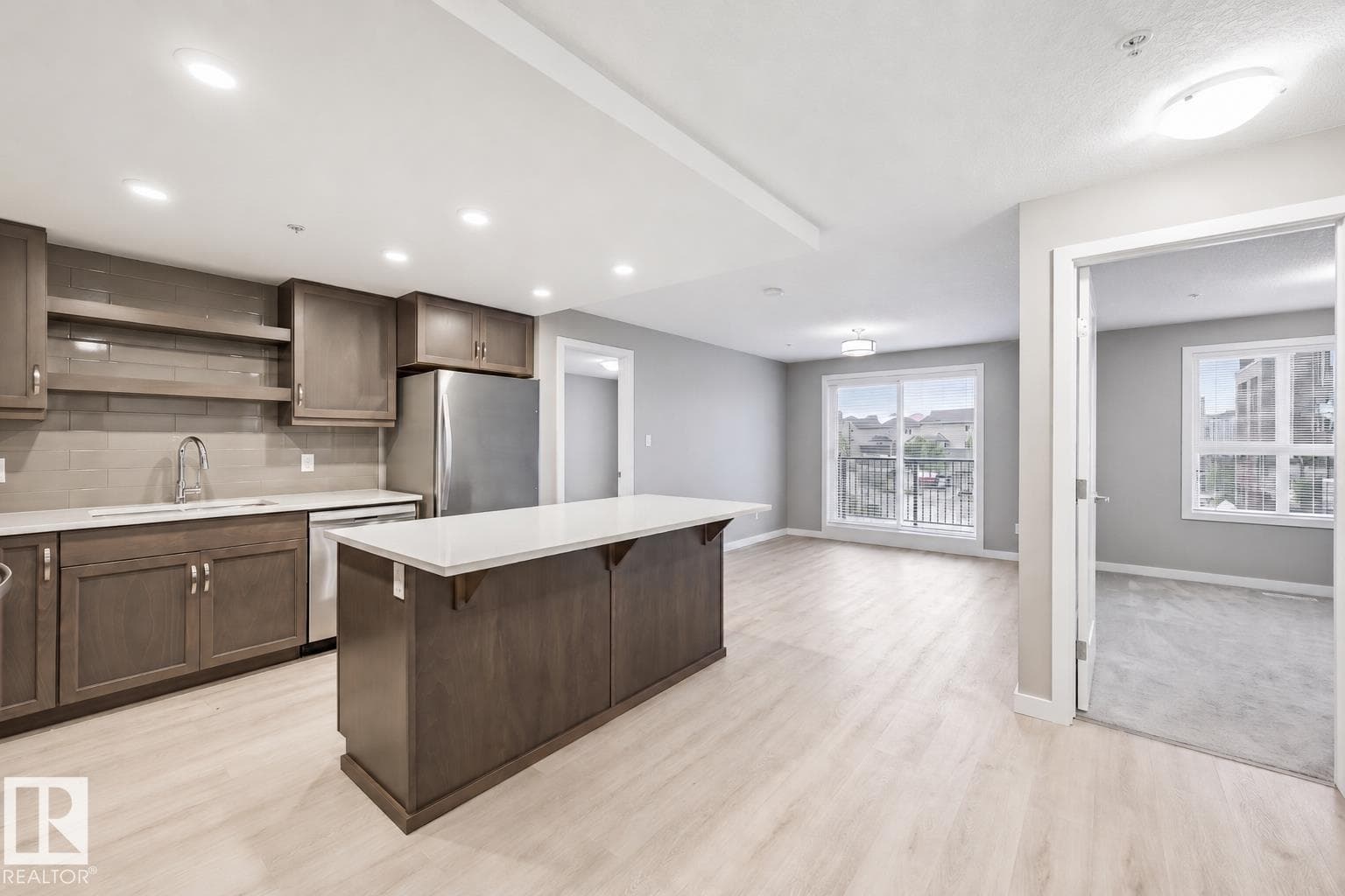 #232 5504 SCHONSEE DR NW — photo 4